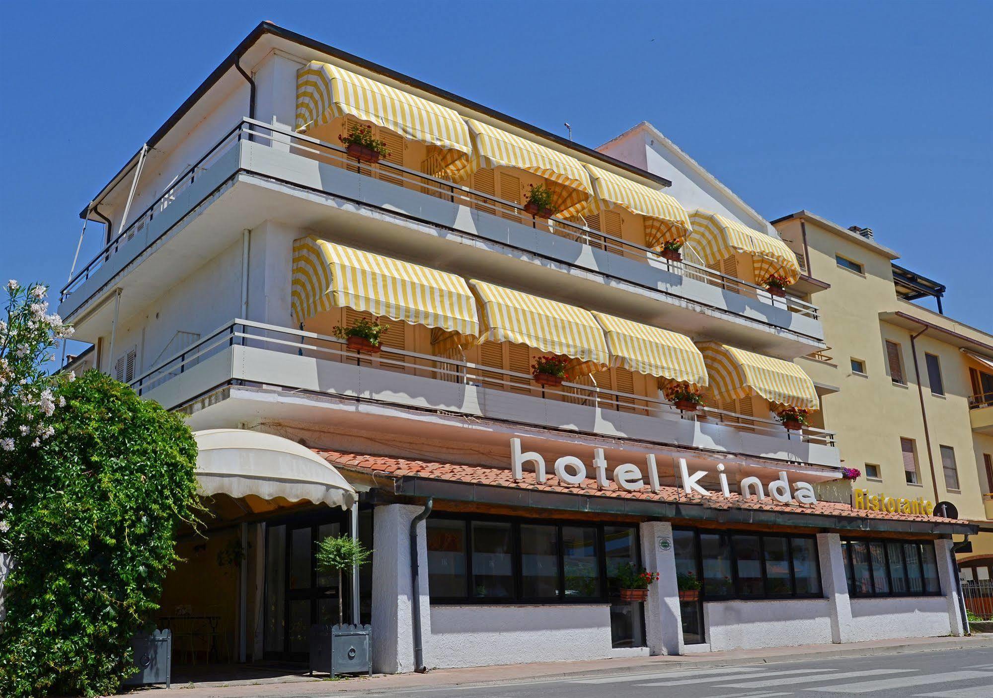 Hotel Kinda กาส์ตีจลิโอเน เดลลา เปสกายา ภายนอก รูปภาพ